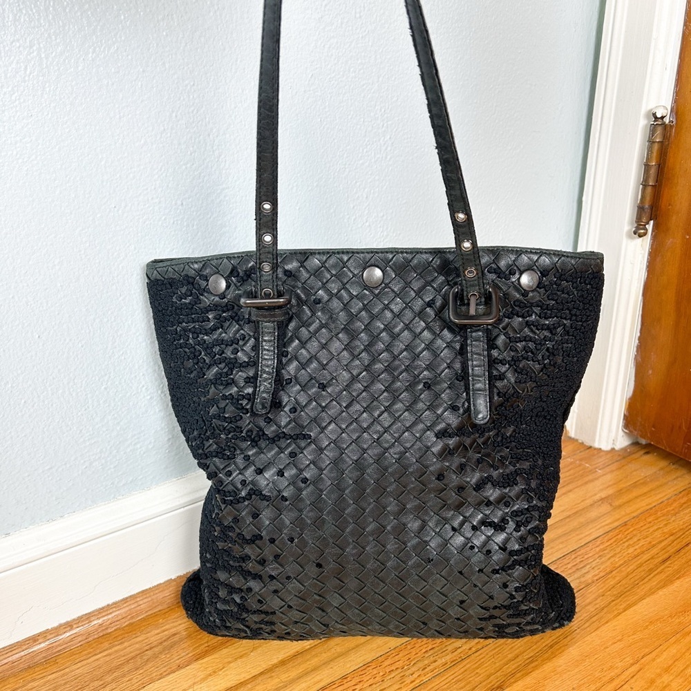 Bottega Veneta Intrecciato Leather & Wool Tote Bag - Picture 2 of 16
